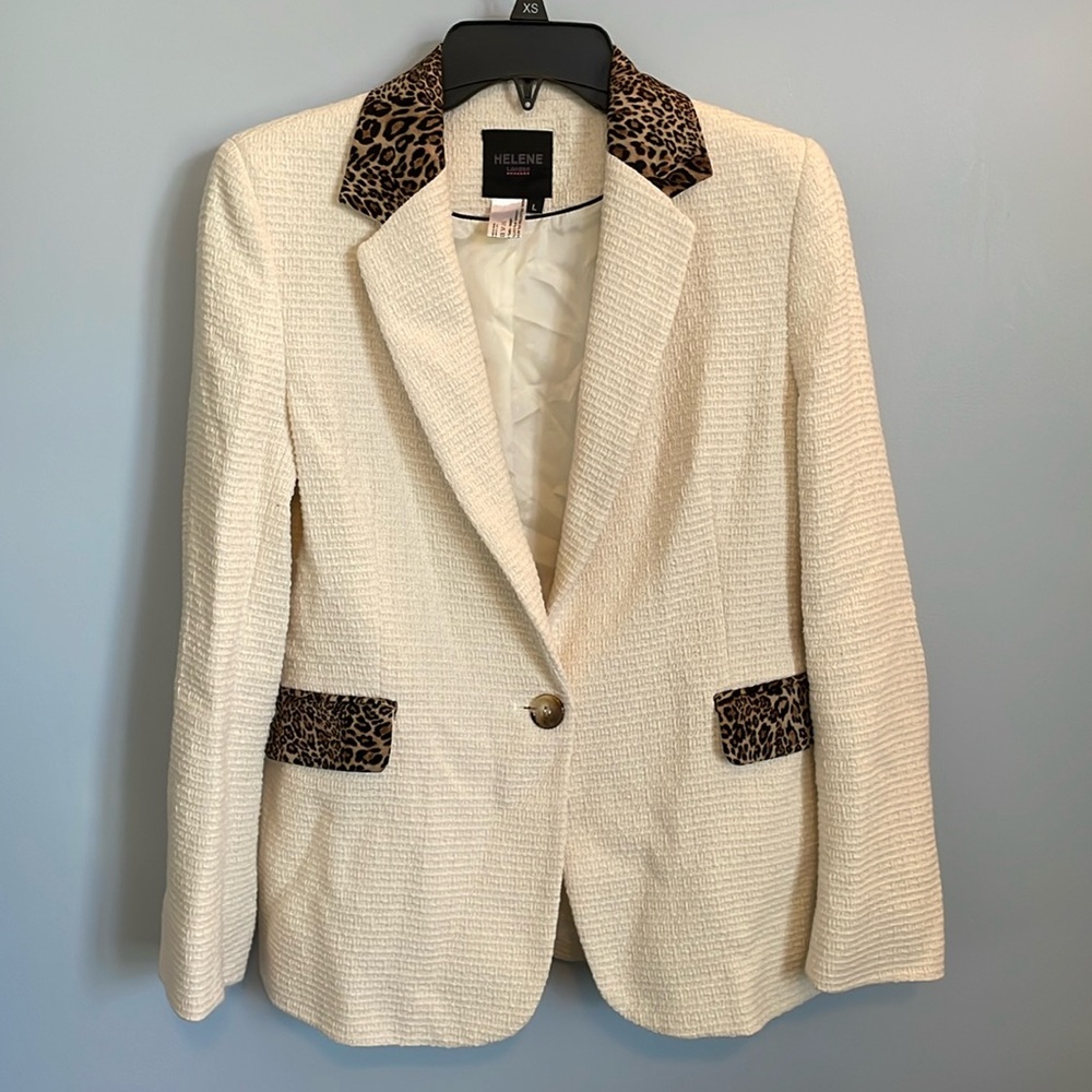 Helene London cream colored cotton waffle and leopard print suit jacket blazer
